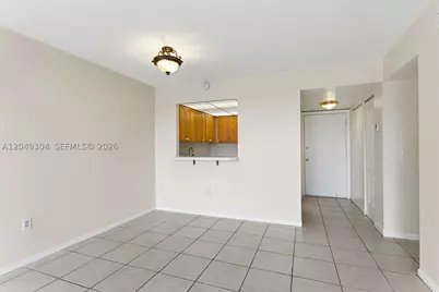 10425 SW 112th #302, Miami, FL 33176 - Photo 8