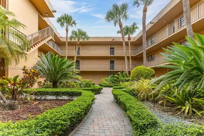 10425 SW 112th #302, Miami, FL 33176 - Photo 30