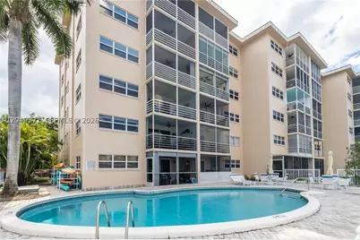 [Address not provided], Fort Lauderdale, FL 33316 - Photo 16