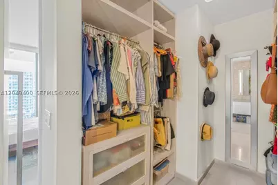 68 SE 6th #1710, Miami, FL 33131 - Photo 20