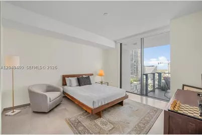 68 SE 6th #1710, Miami, FL 33131 - Photo 14