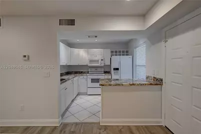 9858 NW 3rd #9858, Plantation, FL 33324 - Photo 16