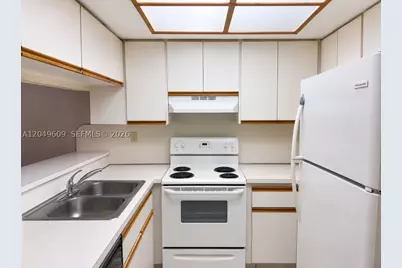 8999 SW 123rd #103, Miami, FL 33186 - Photo 2