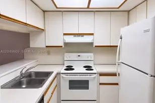 8999 SW 123rd, Miami, FL 33186 - Photo 2