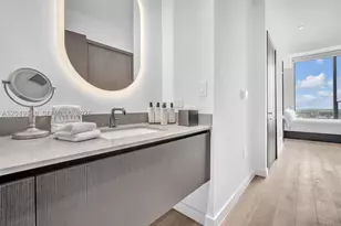 20 NE 11th, Miami, FL 33132 - Photo 14