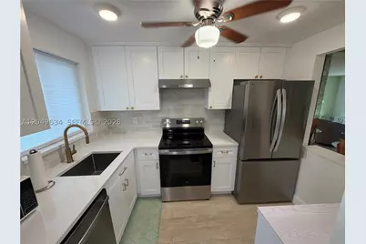 8135 Sunrise Lakes #210, Sunrise, FL 33322 - Photo 8