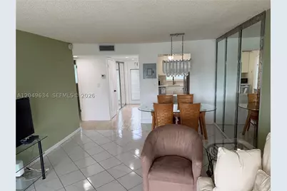 8135 Sunrise Lakes #210, Sunrise, FL 33322 - Photo 18
