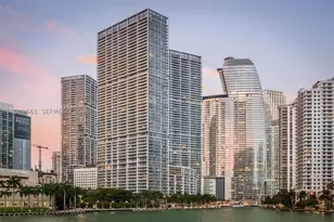 300 Biscayne Blvd, Miami, FL 33131 - Photo 2