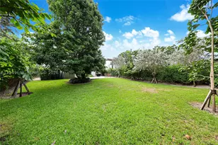 180 SW 38th, Miami, FL 33134 - Photo 18