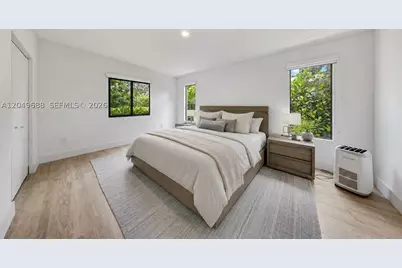 180 SW 38th, Miami, FL 33134 - Photo 10