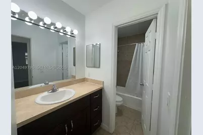 2640 NE 8th #17, Wilton Manors, FL 33334 - Photo 12