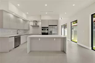 2889 SW 35, Miami, FL 33133 - Photo 6