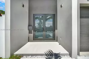 2889 SW 35, Miami, FL 33133 - Photo 2