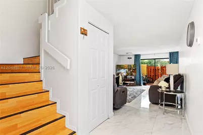 1580 NW 93rd #300, Pembroke Pines, FL 33024 - Photo 6