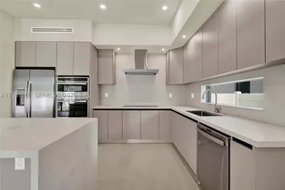 3437 SW 29th #3437, Miami, FL 33133 - Photo 12