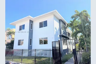 7325 Byron #3, Miami Beach, FL 33141 - Photo 6