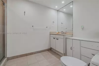 7700 Collins #3, Miami Beach, FL 33141 - Photo 18