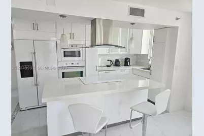 770 Claughton Island #602, Miami, FL 33131 - Photo 8