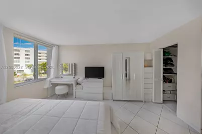250 180th #352, Sunny Isles Beach, FL 33160 - Photo 16