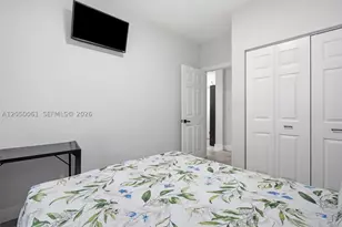 16930 SW 90th, Miami, FL 33196 - Photo 12