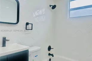 1545 NW 8th, Miami, FL 33136 - Photo 8
