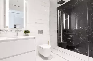 300 Biscayne Blvd, Miami, FL 33131 - Photo 24