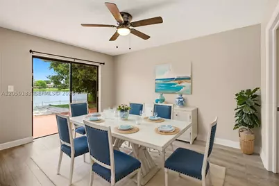 2555 W 65th, Hialeah, FL 33016 - Photo 14