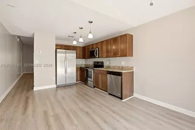 2555 W 65th, Hialeah, FL 33016 - Photo 12