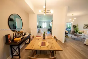 16301 Malibu, Weston, FL 33326 - Photo 10