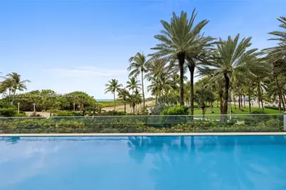1455 Ocean #1009, Miami Beach, FL 33139 - Photo 18