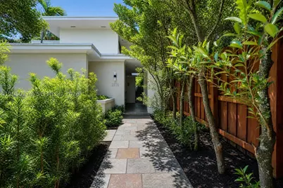 1548 Biarritz, Miami Beach, FL 33141 - Photo 36