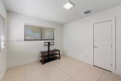 1911 NW 30th #3, Miami, FL 33142 - Photo 2