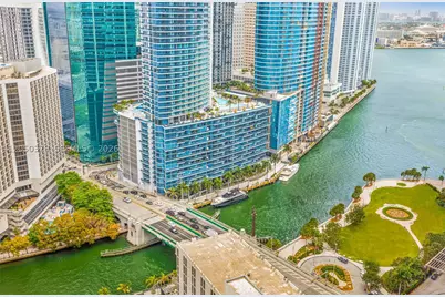 55 SE 6th #3807, Miami, FL 33131 - Photo 14