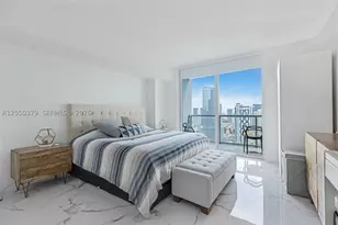 55 SE 6th, Miami, FL 33131 - Photo 2