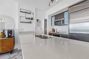 55 SE 6th, Miami, FL 33131 - Photo 8