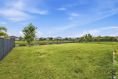 15239 Goldfinch #15239, Loxahatchee, FL 33470 - Photo 42