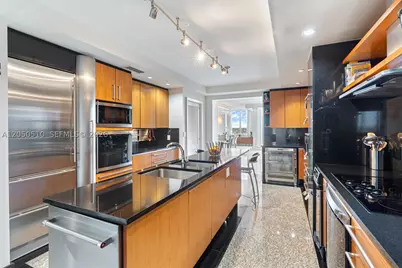 3055 Harbor #1202, Fort Lauderdale, FL 33316 - Photo 24