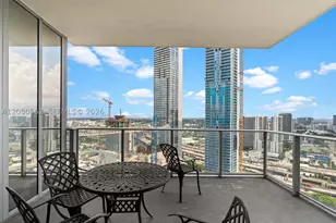 851 NE 1st, Miami, FL 33132 - Photo 16