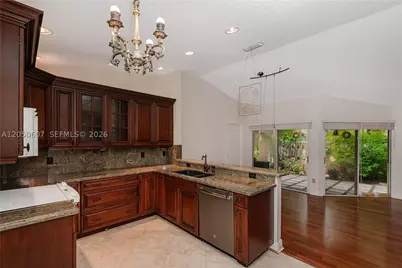 9852 NW 9th, Plantation, FL 33324 - Photo 12