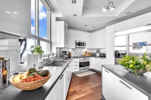 848 Brickell Key, Miami, FL 33131 - Photo 14
