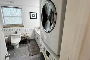 20850 San Simeon, Miami, FL 33179 - Photo 28