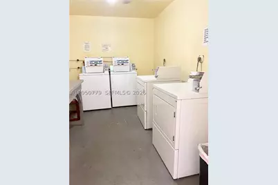 2145 Pierce #416, Hollywood, FL 33020 - Photo 18