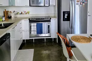 234 NE 3rd, Miami, FL 33132 - Photo 2
