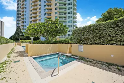 2475 Brickell #1107, Miami, FL 33129 - Photo 14