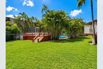 2917 Plunkett #17C, Hollywood, FL 33020 - Photo 2