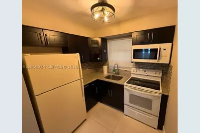 1859 Wiley #3, Hollywood, FL 33020 - Photo 14