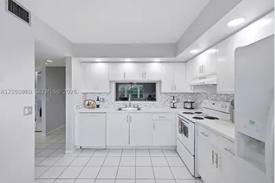 1300 SW 125th #406K, Pembroke Pines, FL 33027 - Photo 6