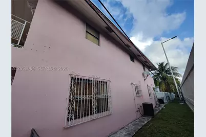 945 NW 19th, Miami, FL 33125 - Photo 6
