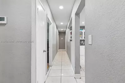 250 N 66th, Hollywood, FL 33024 - Photo 22