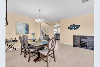 912 NW 204th, Miami Gardens, FL 33169 - Photo 8